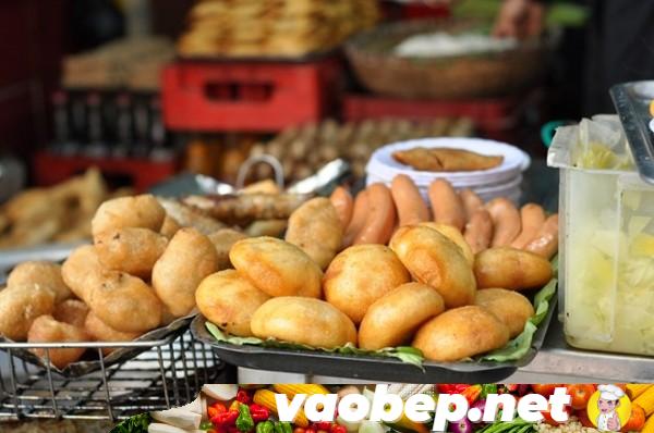 img63083ZKPQF 88929 20140104062527 jpg0 4 Quán bánh rán nổi tiếng và đắt khách nhất đất Hà Thành
